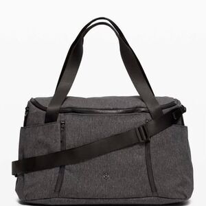 Lululemon Define Duffel in Heathered Black (NWOT)